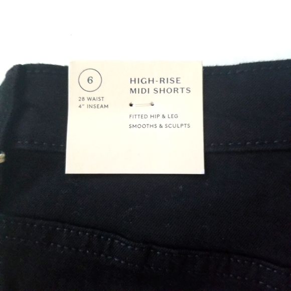 Women's High Rise Midi Shorts Size 6 Black - Picture 3 of 3